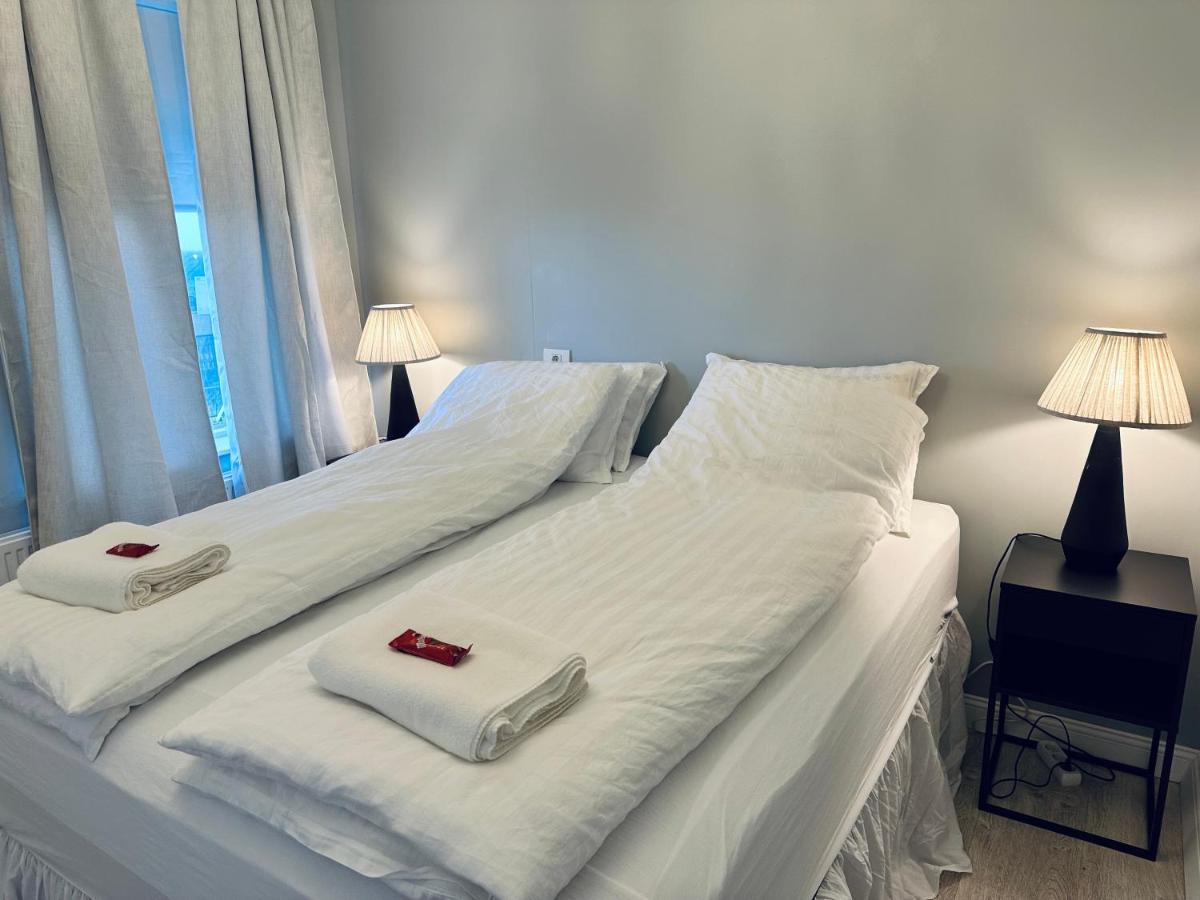 Castle Inn Apartments - Downtown เค็ปลาวิก ภายนอก รูปภาพ